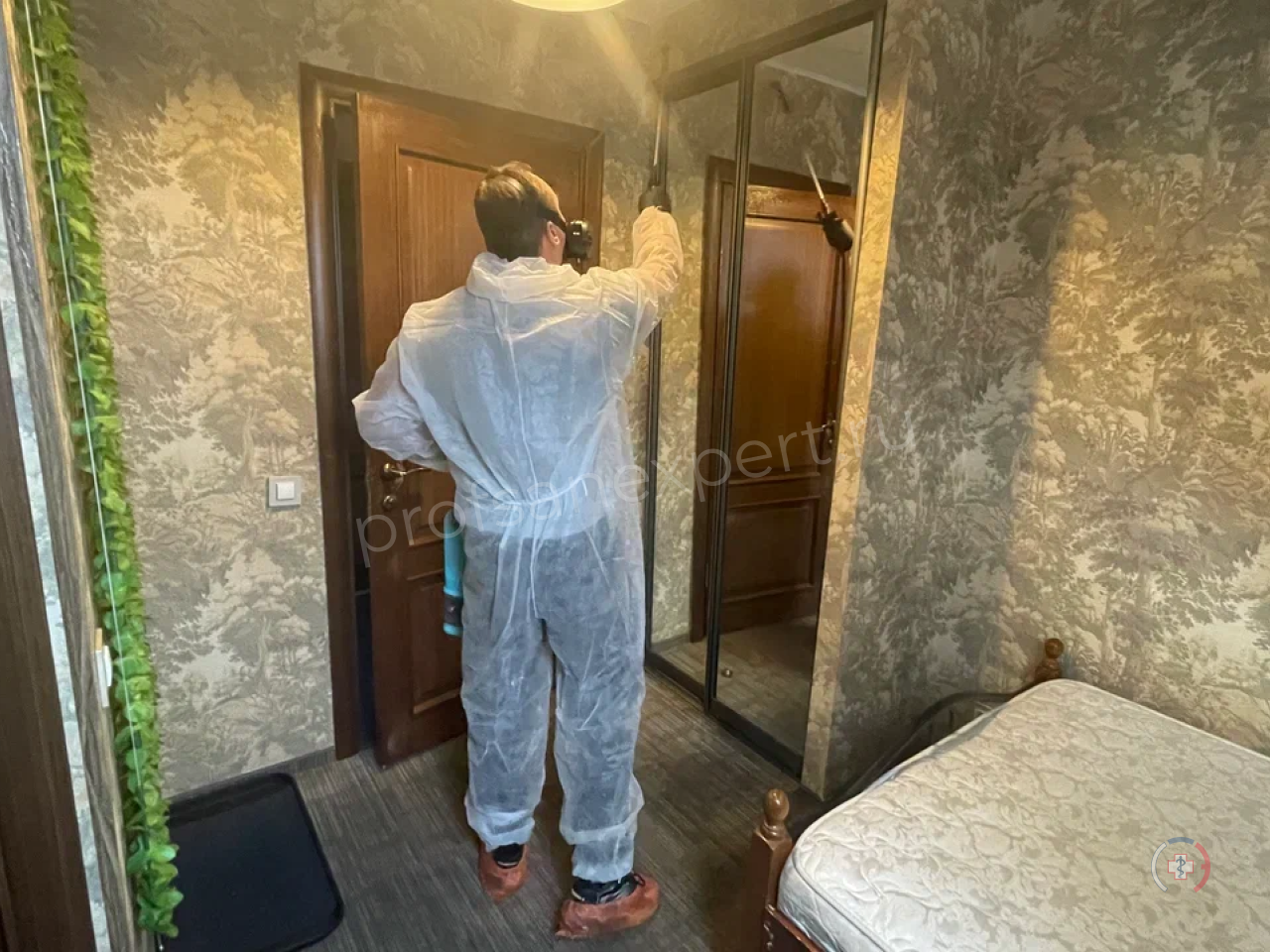 Галерея